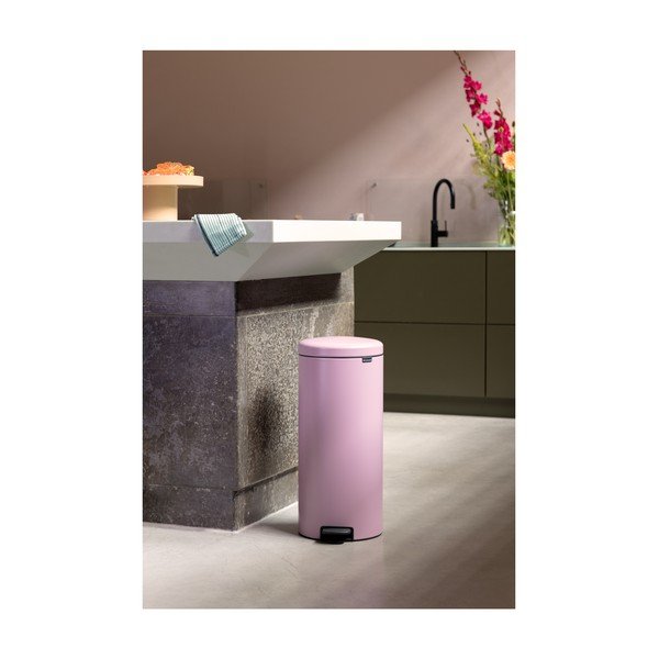 Cestino per la spazzatura rosa in acciaio con pedale 30 l NewIcon – Brabantia-image-1