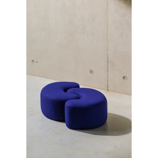 Poggiapiedi blu con rivestimento in lana Ü – noo.ma-image-2