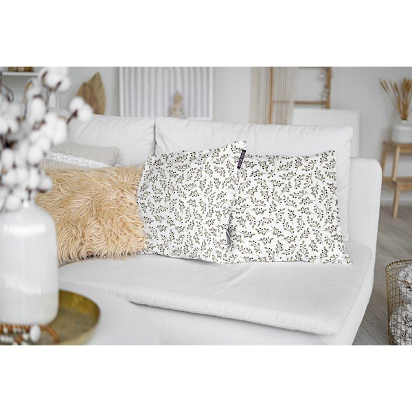 Federa con motivo natalizio 45x45 cm Mistletoe Kiss - Butter Kings-image-1