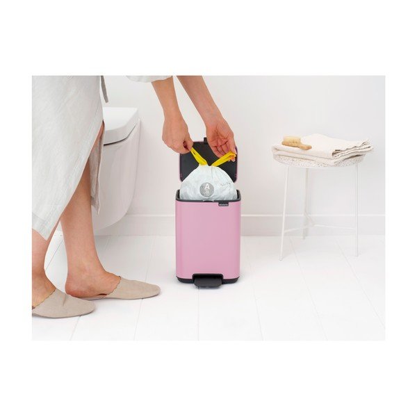 Cestino per la spazzatura rosa in acciaio con pedale 4 l Bo – Brabantia-image-2