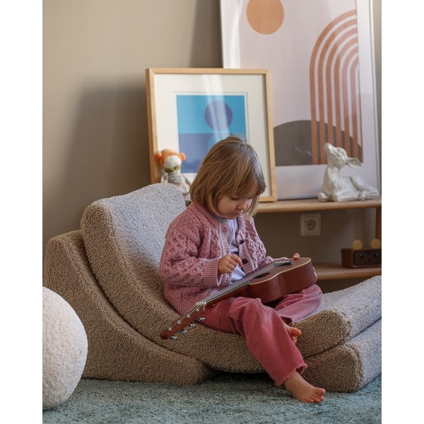 Poltrona per bambini marrone chiaro con rivestimento in bouclé Moon – Wigiwama-image-3