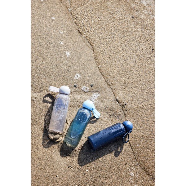 Bottiglia bottiglia da viaggio azzurra in plastica riciclata 600 ml Ture – Sagaform-image-1