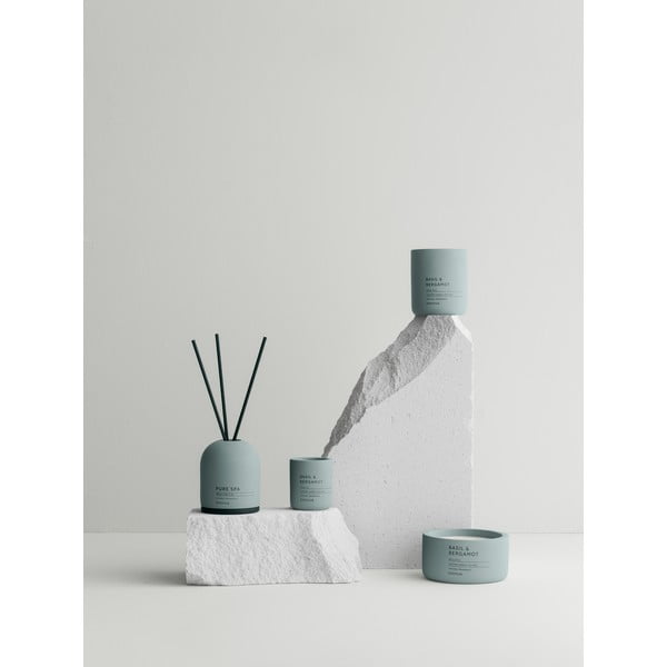 Candela di soia profumata tempo di combustione 24 ore Fraga: Basil & Bergamot - Blomus-image-1