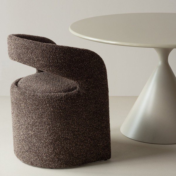 Sedia da pranzo marrone scuro imbottito con braccioli Lanor – WOOOD-image-1