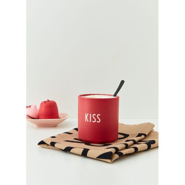 Tazza in porcellana rossa, 300 ml Kiss - Design Letters-image-1