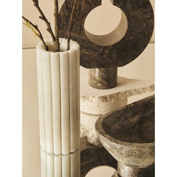 Vaso bianco in marmo (altezza totale 20 cm) Savio – Premier Housewares-image-1