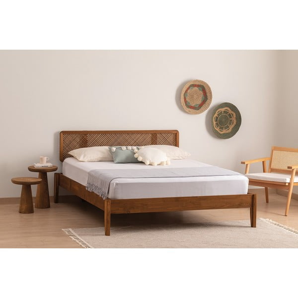 Letto matrimoniale marrone scuro in legno di abete rosso con doghe 180x200 cm Izabelya - Kalune Design-image-1