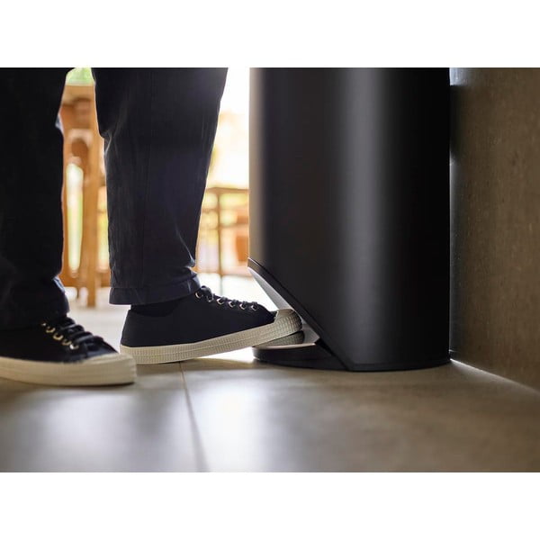 Cestino per la spazzatura nero opaco in metallo con pedale 30 l Arc – Joseph Joseph-image-3