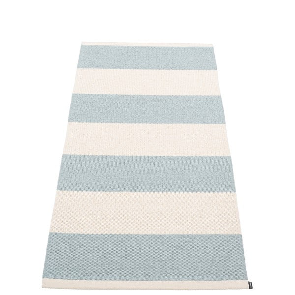 Passatoia da interno/esterno azzurra/color crema 70x150 cm Bob Blue Fog – Pappelina