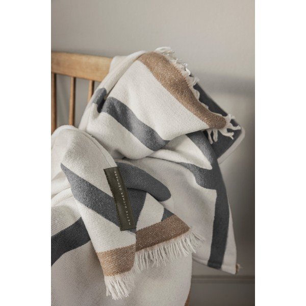 Coperta color crema 130x175 cm Shadow  – Mette Ditmer Denmark-image-1