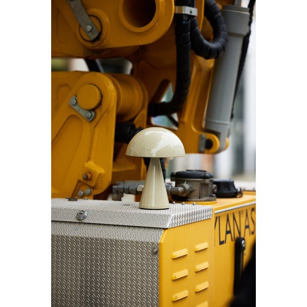 Lampada da tavolo dimmerabile a LED color crema (altezza 20 cm) Mush - Hübsch-image-2