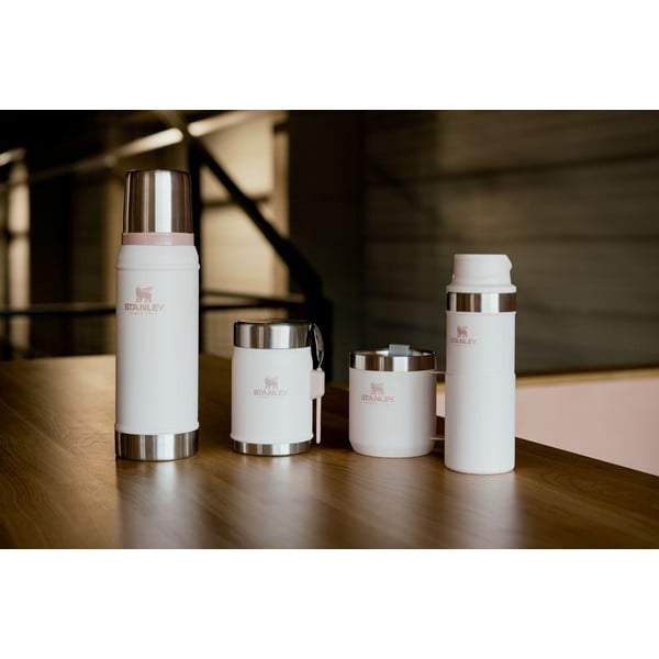 Borraccia termica rosa chiaro in acciaio inox Legendary Classic Rose Quartz – Stanley-image-1