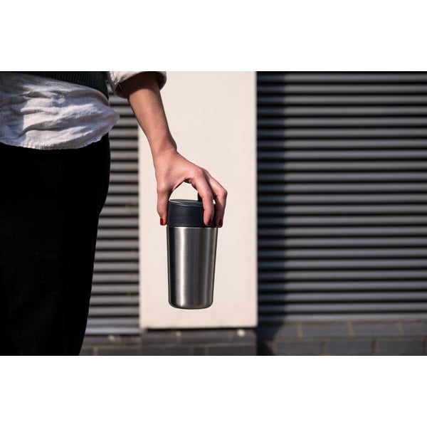 Tazza da viaggio in blu scuro-argento 450 ml Sipp - Joseph Joseph-image-1