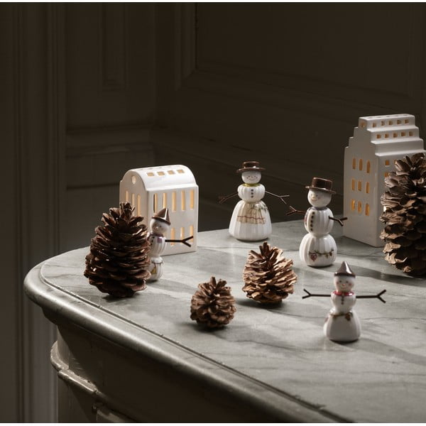 Statuetta natalizia in porcellana (altezza totale 9 cm) Hammershøi Snowwife – Kähler Design-image-1