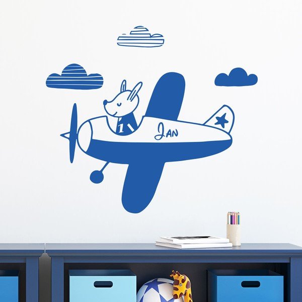 Adesivo da parete con il nome Cucciolo sull'aereo - Ambiance-image-1