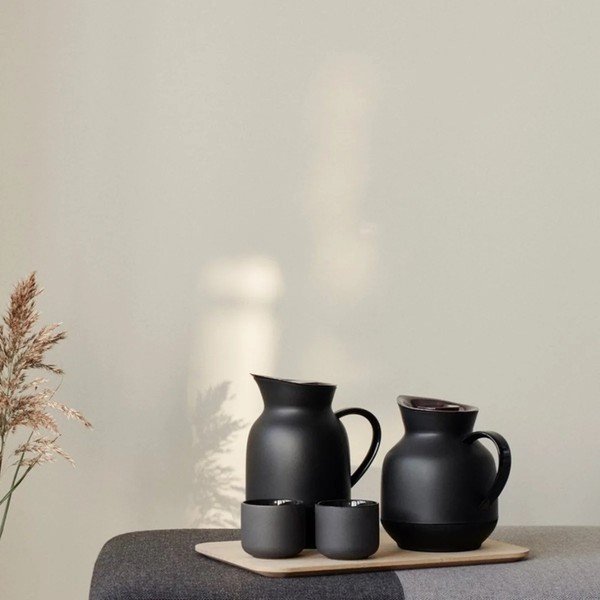 Caraffa termica nera in plastica 1 l Amphora – Stelton-image-1