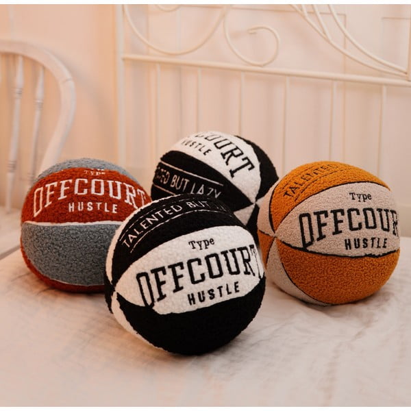 Cuscino decorativo in bouclé ø 25 cm Basketball – Mioli Decor-image-1