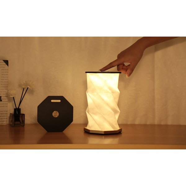 Decorazione luminosa nera con ricarica USB ø 12 cm Twist Hexagon – Gingko-image-3
