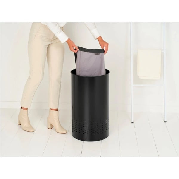 Cesto portabiancheria in metallo nero opaco 60 l - Brabantia-image-4
