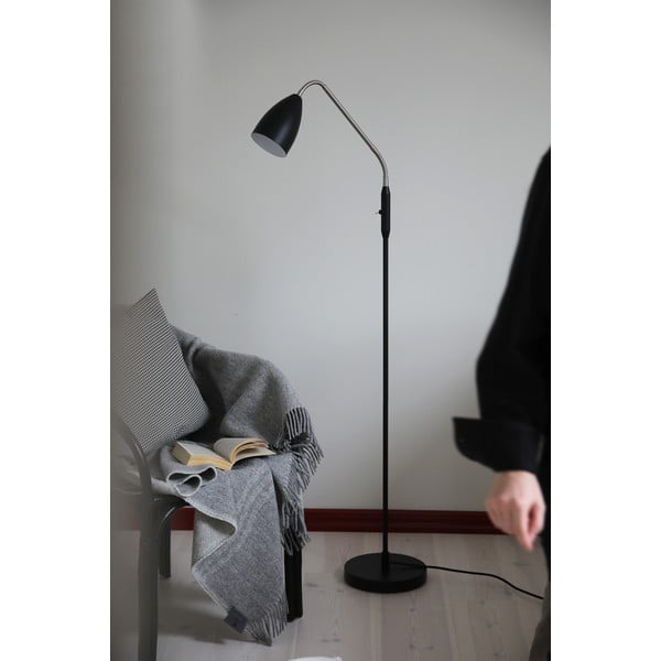 Lampada da terra LED nera con paralume in metallo e intensità regolabile (altezza totale 140 cm) Patro – Markslöjd-image-1