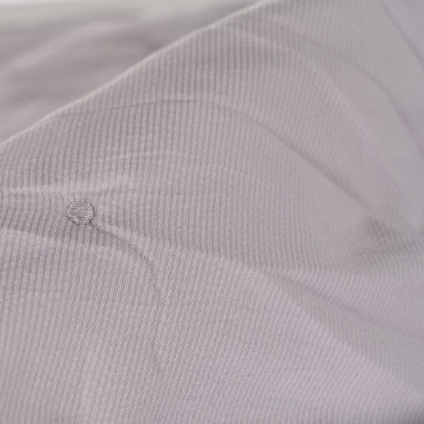 Copriletto grigio con rivestimento trapuntato 230x280 cm – Ixia-image-3