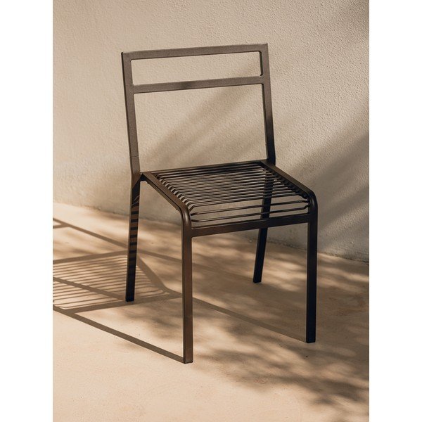 Sedia da esterno marrone scuro in metallo Oto – noo.ma-image-1