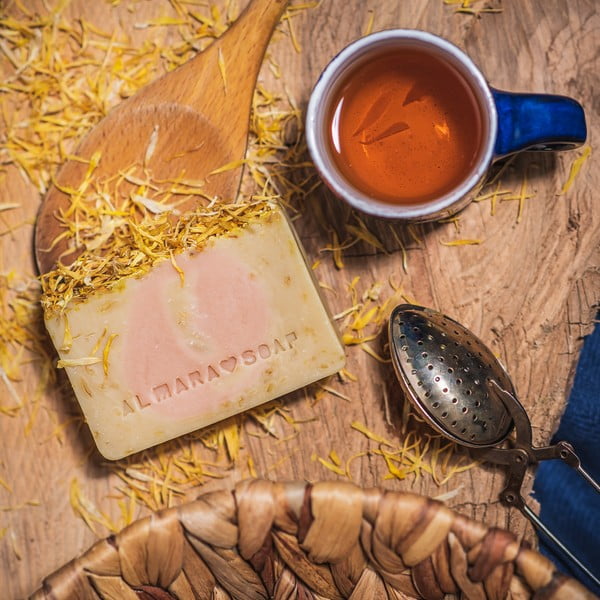 Sapone naturale fatto a mano Babiččina zahrádka - Almara Soap-image-1