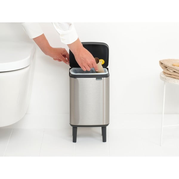 Cestino per la spazzatura color argento opaco in acciaio 4 l Bo Hi – Brabantia-image-2