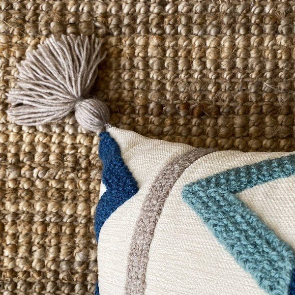 Federa con nappina in misto lino, 43 x 43 cm Bethany - Joynodes-image-3