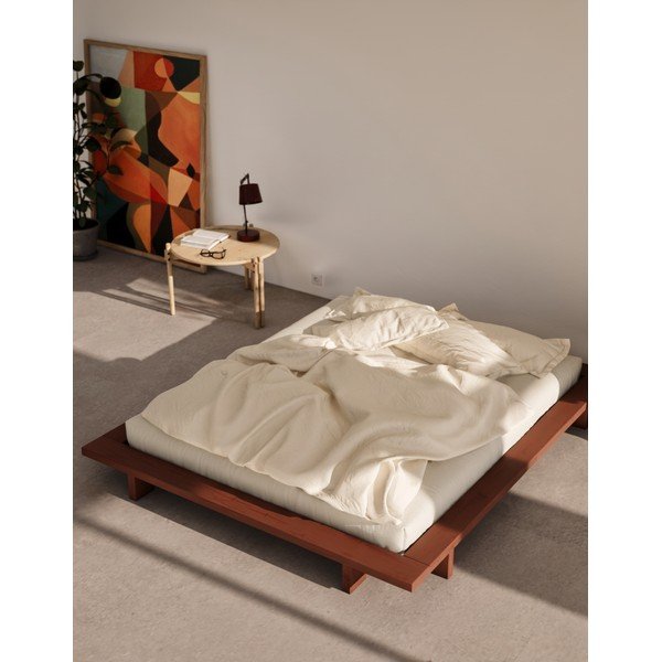 Letto matrimoniale color terracotta in pino massiccio senza testiera con rete inclusa 140x200 cm Japan – Karup Design-image-1