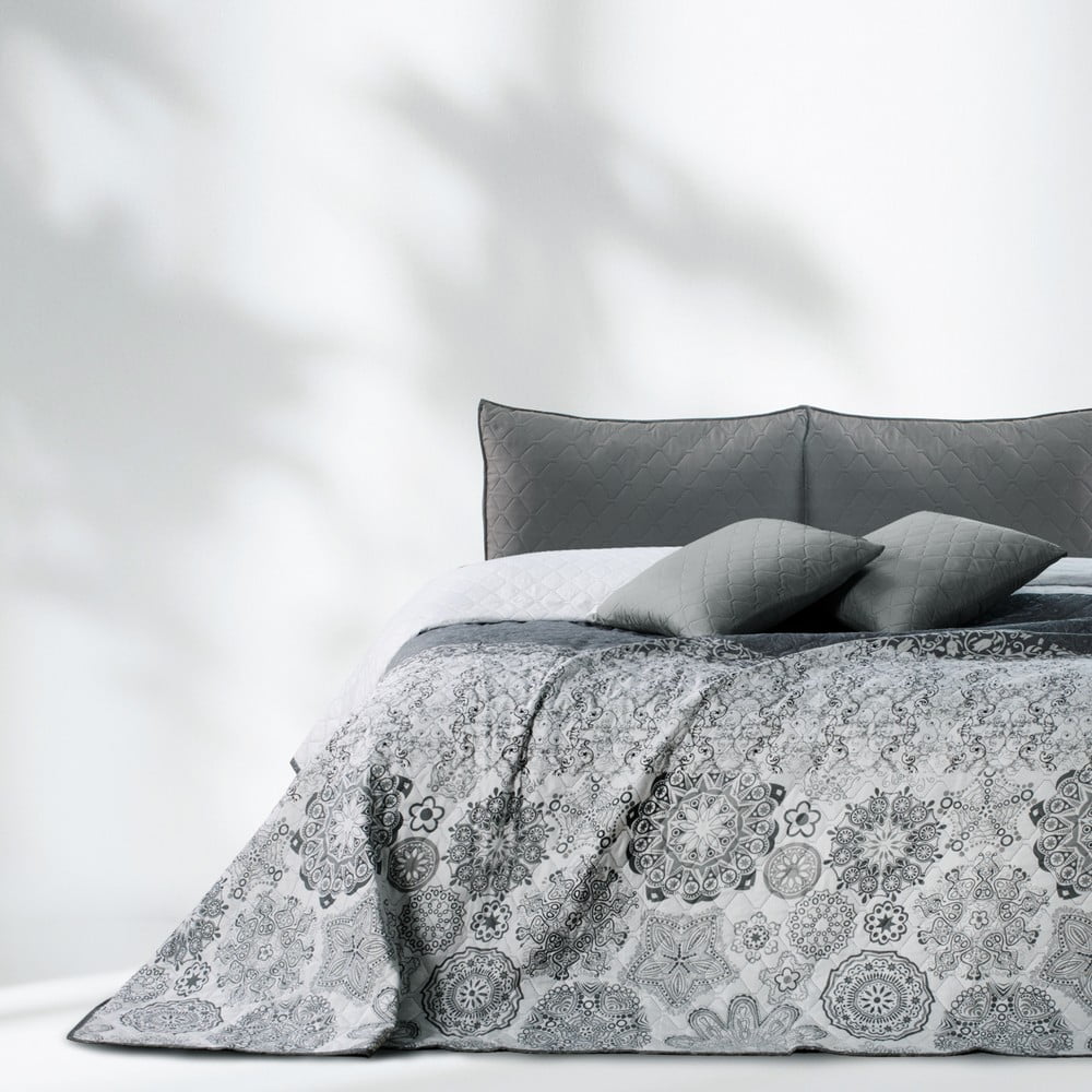 Copriletto bifacciale in microfibra bianco e grigio, 220 x 240 cm Alhambra - DecoKing | Copriletti